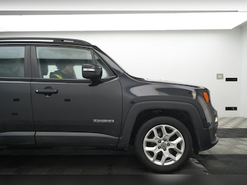 Used Jeep Renegade 2018 for sale - 77747974: Photo