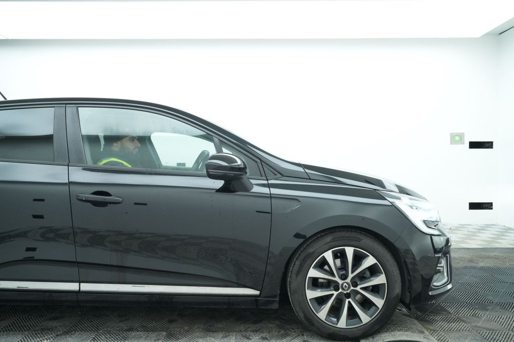 Used Renault Clio 2020 for sale - 77734119: Photo 3