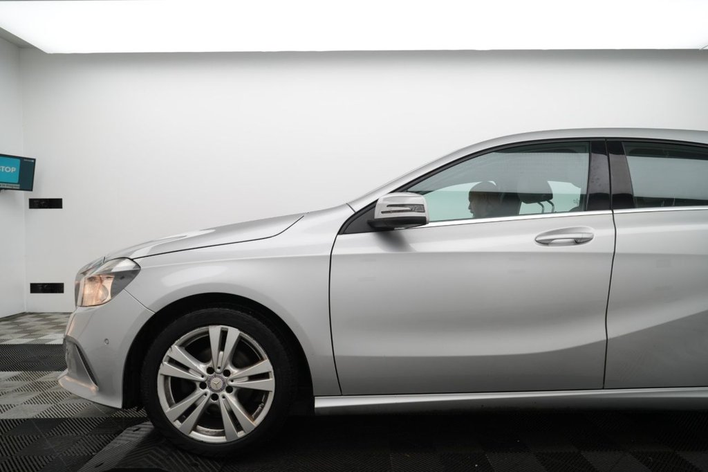 Used Mercedes-Benz A-Class 2017 for sale - 77594312: Photo 4