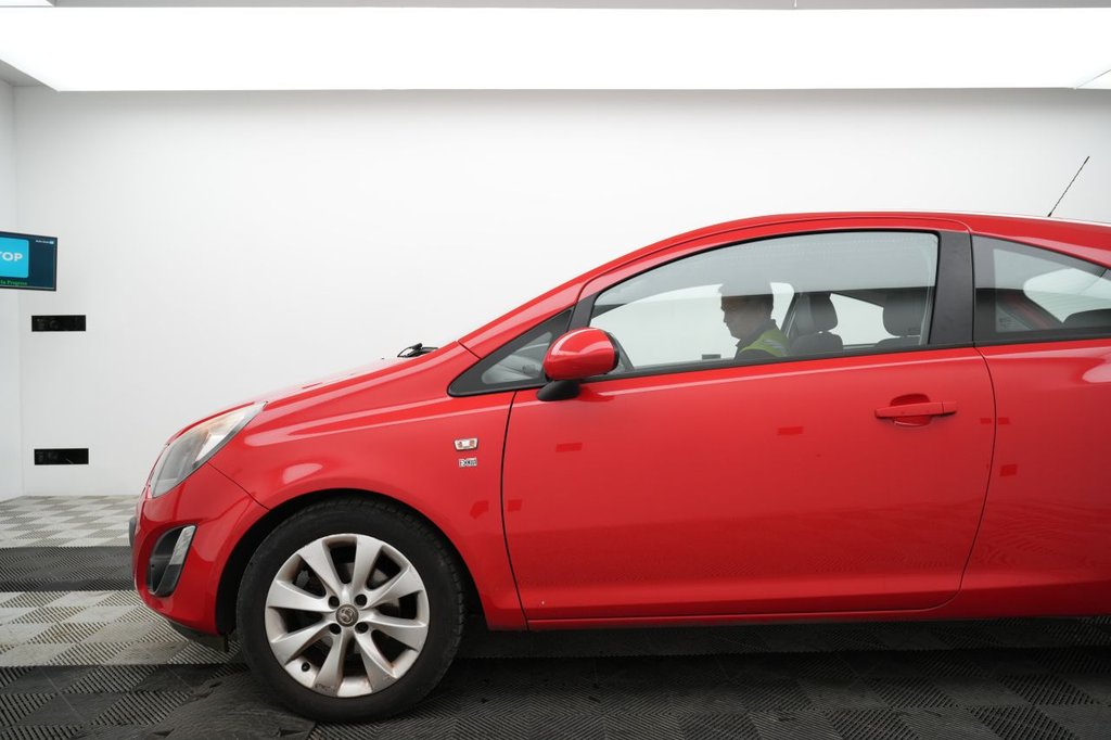 Used Vauxhall Corsa 2014 for sale - 77551478: Photo 4