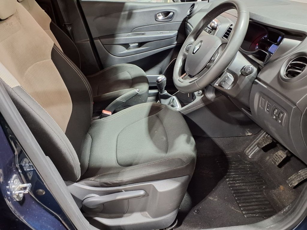 Used Renault Captur 2018 for sale - 77594060: Photo 10