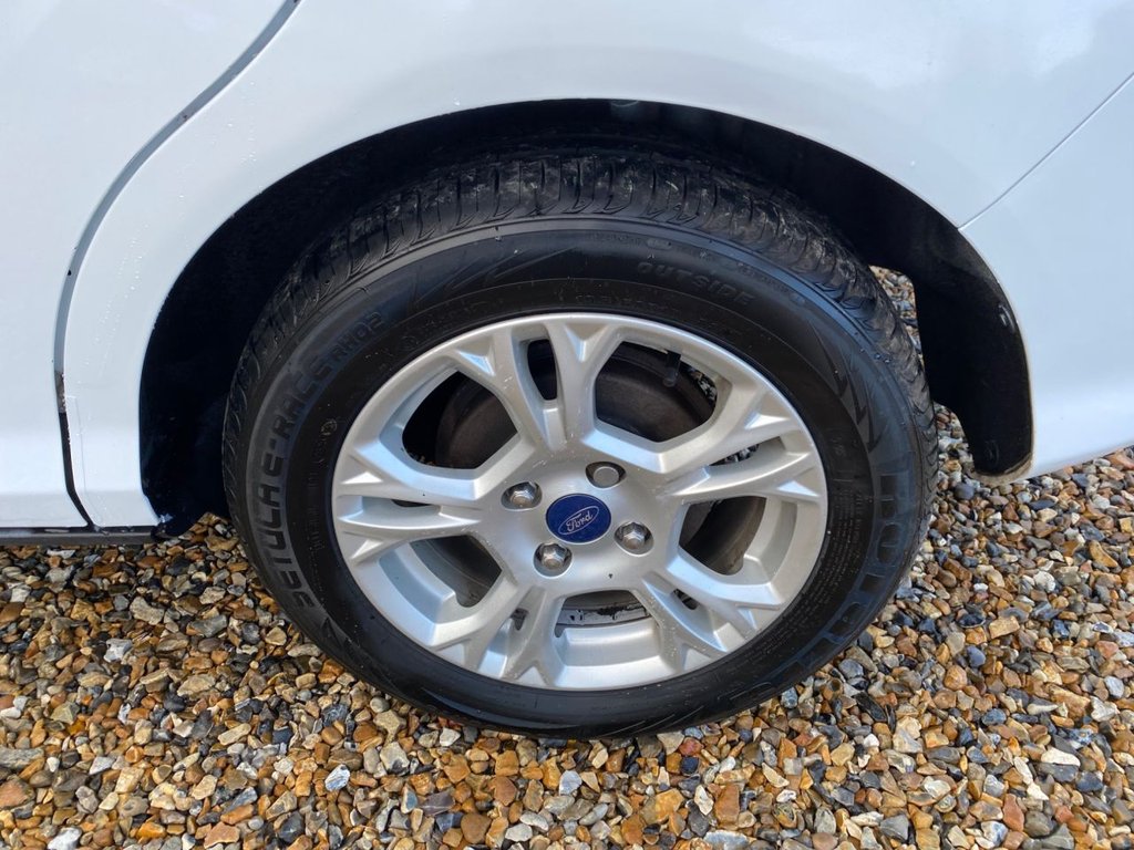 Used Ford B-MAX 2014 for sale - 76760671: Photo 33