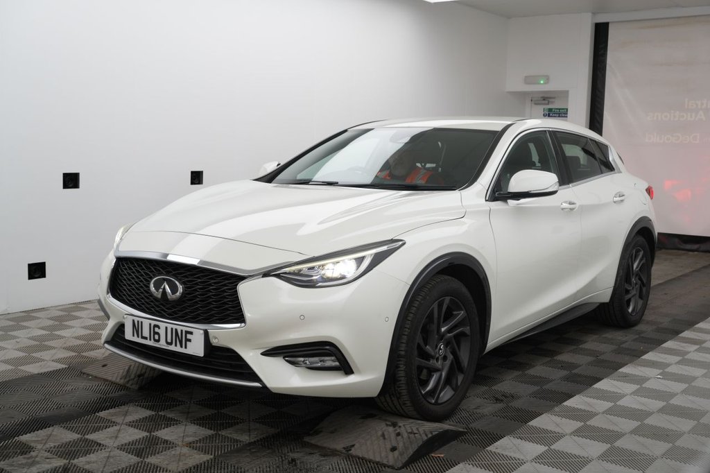 Used Infiniti Q30 2016 for sale - 76609013: Photo 2