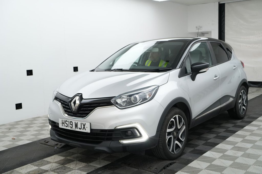 Used Renault Captur 2019 for sale - 77919770: Photo 2