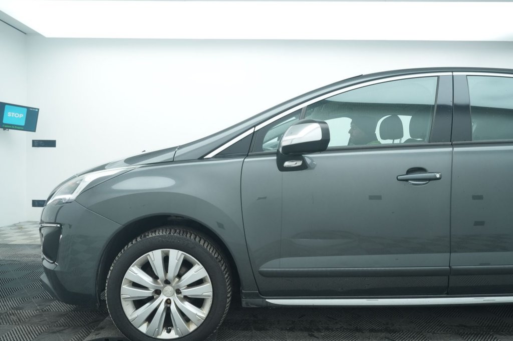 Used Peugeot 3008 2015 for sale - 77747924: Photo 4
