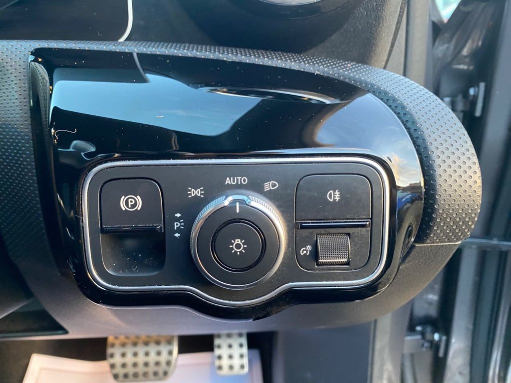 Used Mercedes-Benz A-Class 2020 for sale - 76783663: Photo 35