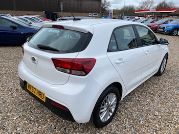 Used Kia Rio 2017 for sale - 77849641: Photo