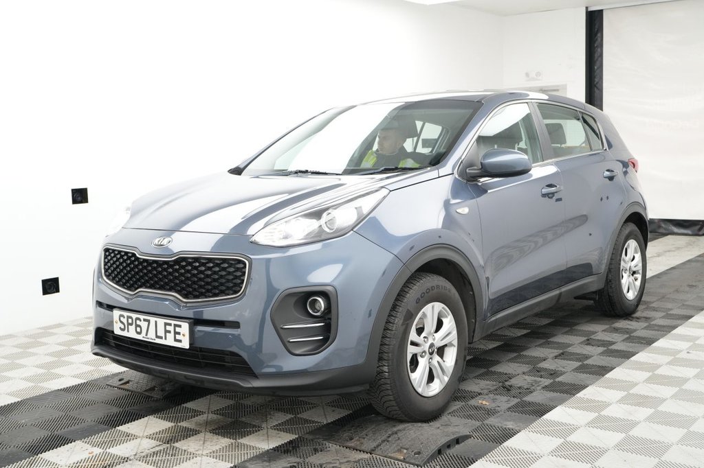 Used Kia Sportage 2017 for sale - 76632507: Photo 2