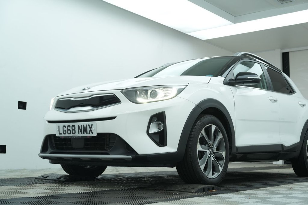 Used Kia Stonic 2018 for sale - 77200512: Photo 6