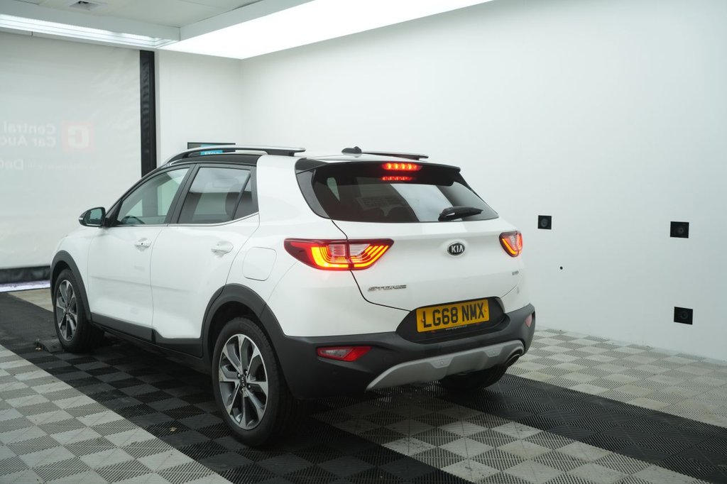 Used Kia Stonic 2018 for sale - 77200512: Photo 8