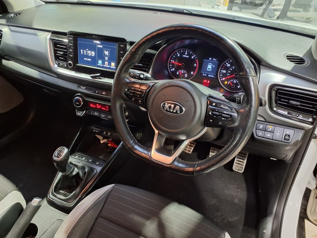 Used Kia Stonic 2018 for sale - 77200512: Photo 9