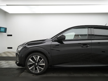 Used Peugeot 208 2021 for sale - 76740321: Photo