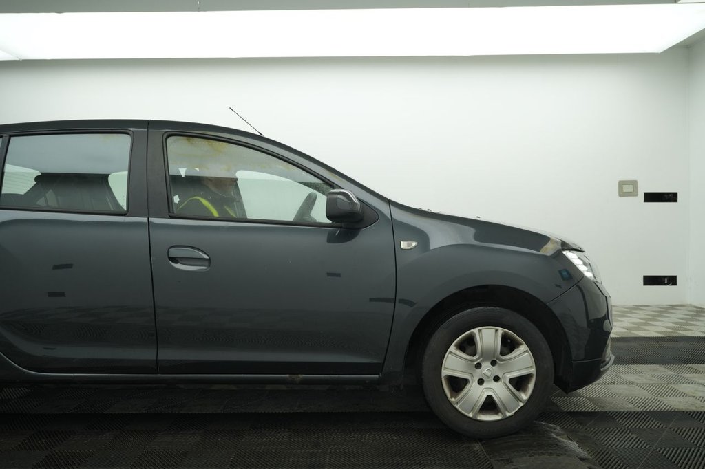 Used Dacia Sandero 2019 for sale - 78016996: Photo 3
