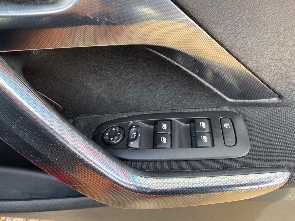 Used Peugeot 2008 2018 for sale - 76609041: Photo 31