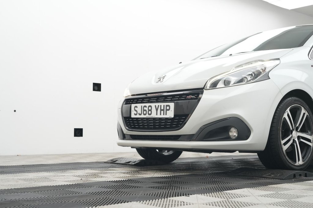 Used Peugeot 208 2018 for sale - 77026861: Photo 6