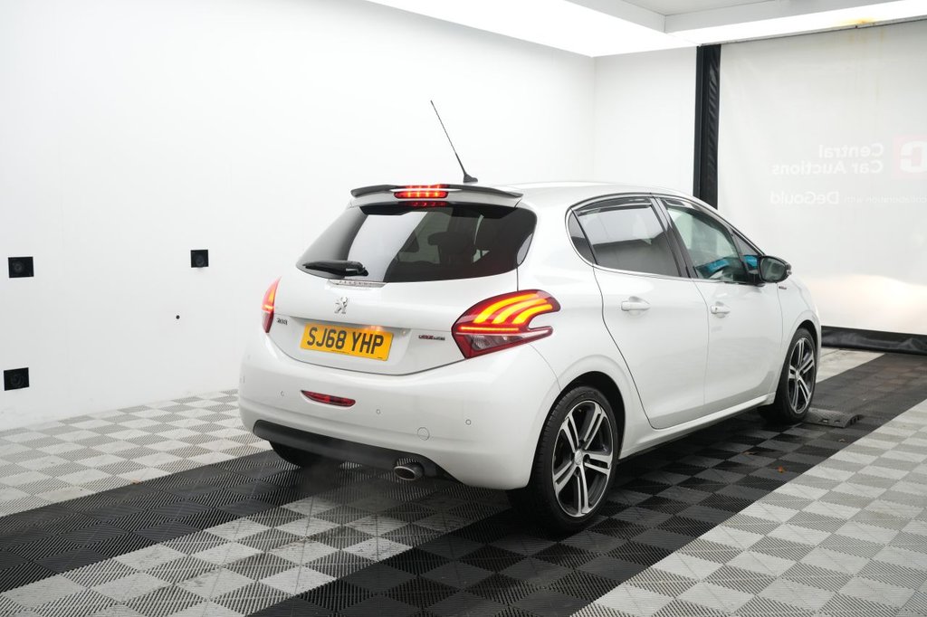 Used Peugeot 208 2018 for sale - 77026861: Photo 7