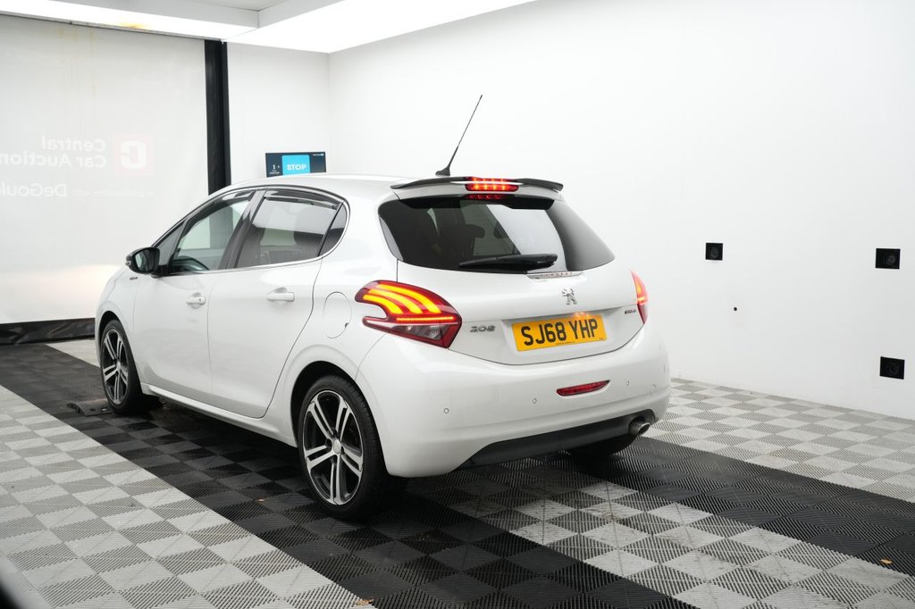 Used Peugeot 208 2018 for sale - 77026861: Photo 8