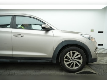 Used Hyundai TUCSON 2017 for sale - 79027052: Photo