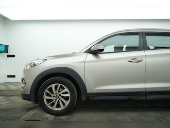 Used Hyundai TUCSON 2017 for sale - 79027052: Photo