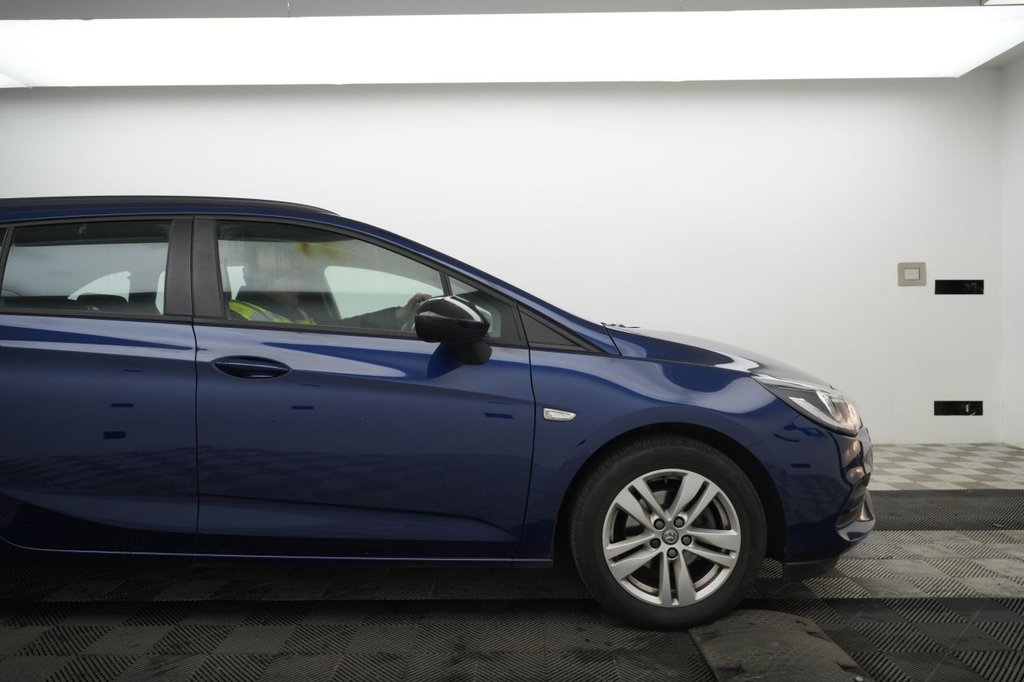 Used Vauxhall Astra 2022 for sale - 77747925: Photo 3