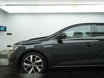 Used Renault Megane 2019 for sale - 77780860: Photo