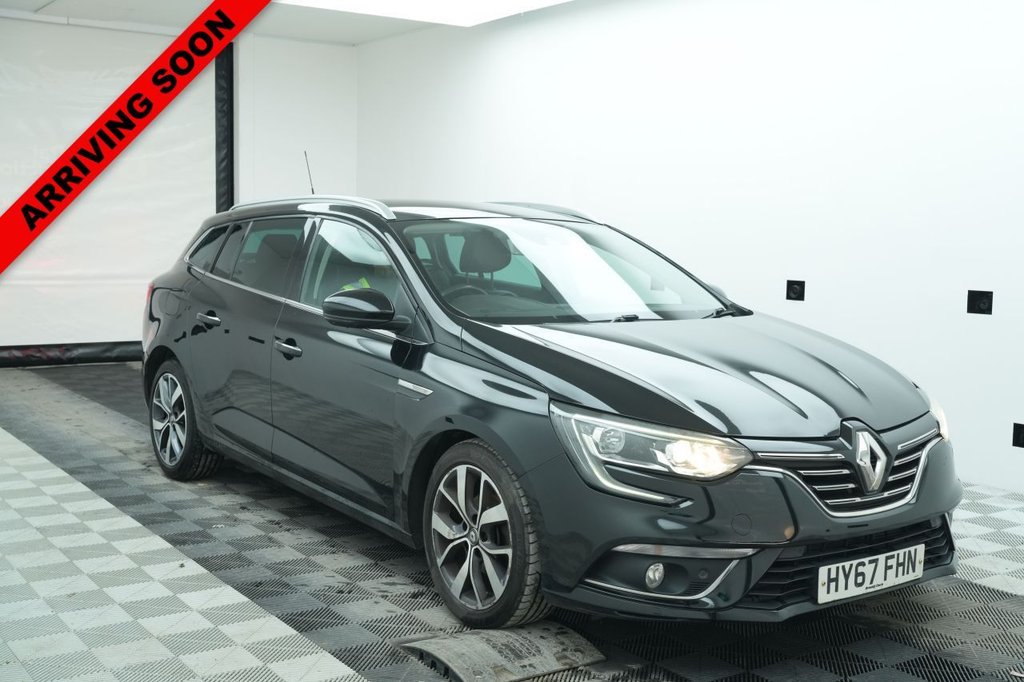 Used Renault Megane 2017 for sale - 77631680: Photo 1
