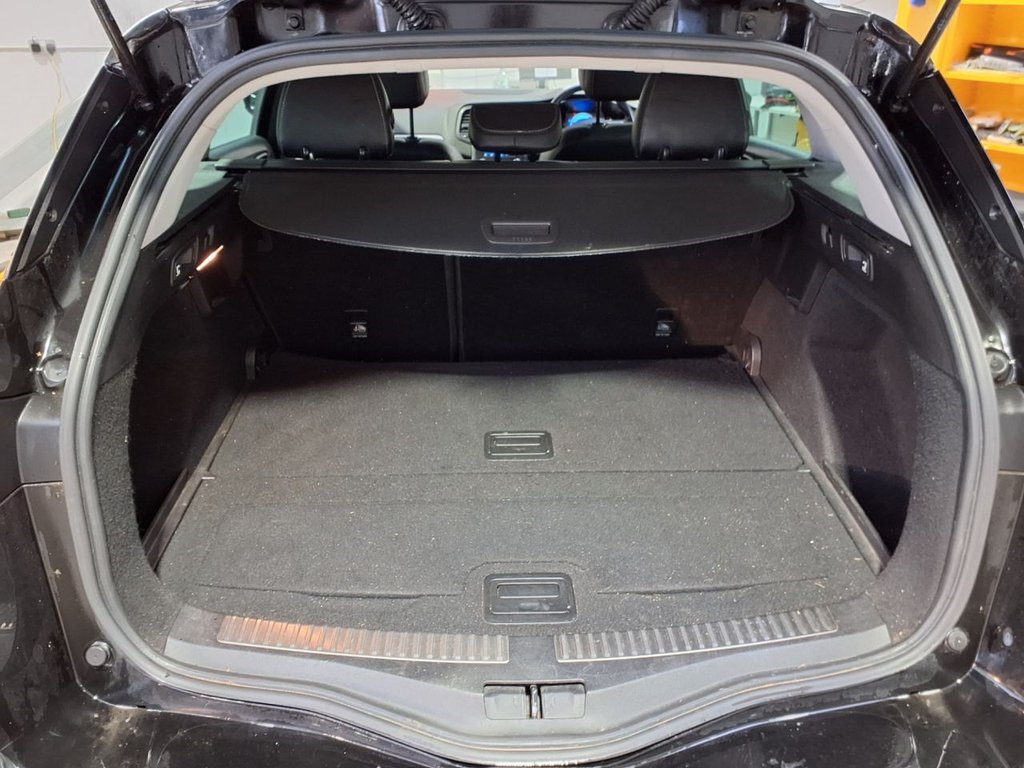 Used Renault Megane 2017 for sale - 77631680: Photo 12