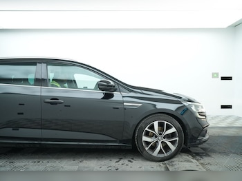 Used Renault Megane 2017 for sale - 77631680: Photo
