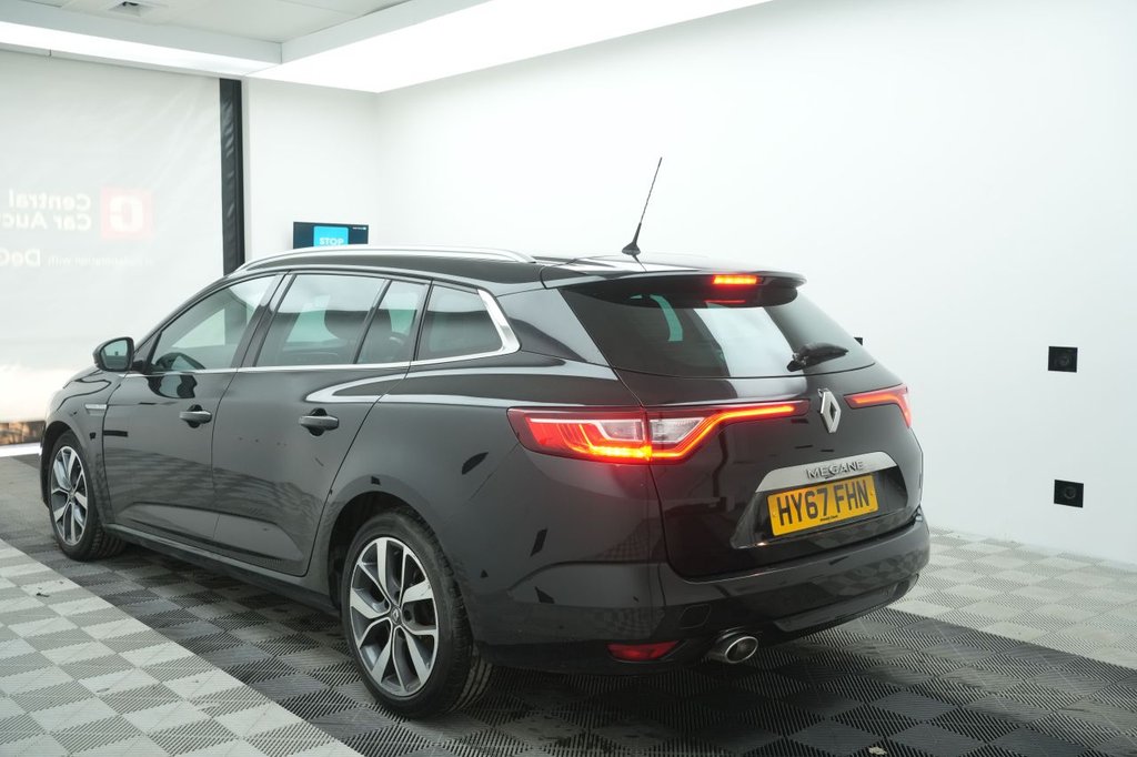 Used Renault Megane 2017 for sale - 77631680: Photo 8