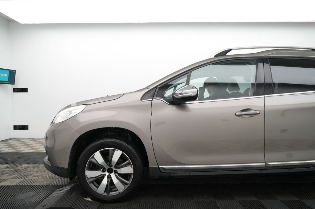 Used Peugeot 2008 2014 for sale - 77241626: Photo 4
