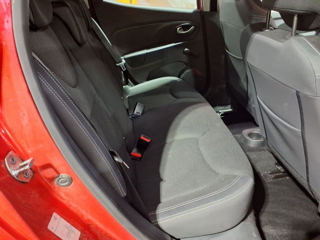 Used Renault Clio 2017 for sale - 77551475: Photo 11