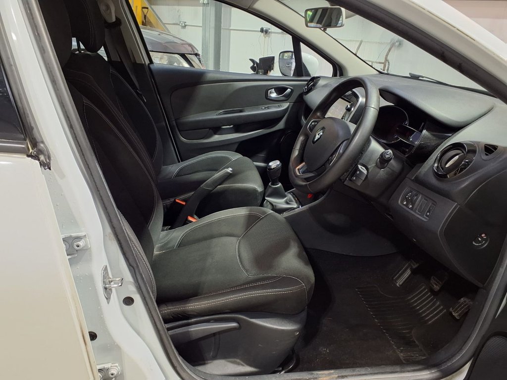 Used Renault Clio 2018 for sale - 77747961: Photo 10