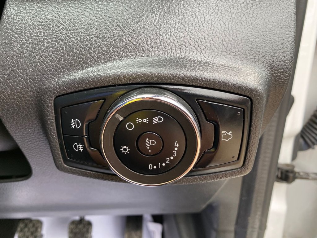 Used Ford Ka+ 2018 for sale - 76609030: Photo 32