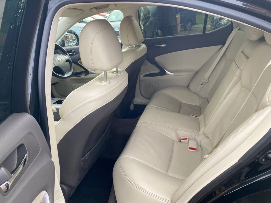 Used Lexus IS 2010 for sale - 76962110: Photo 16