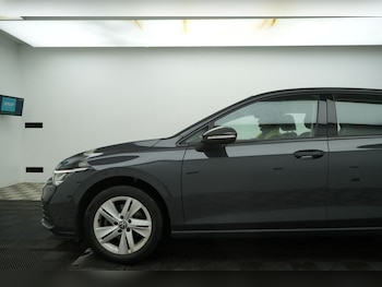 Used Volkswagen Golf 2020 for sale - 78824312: Photo