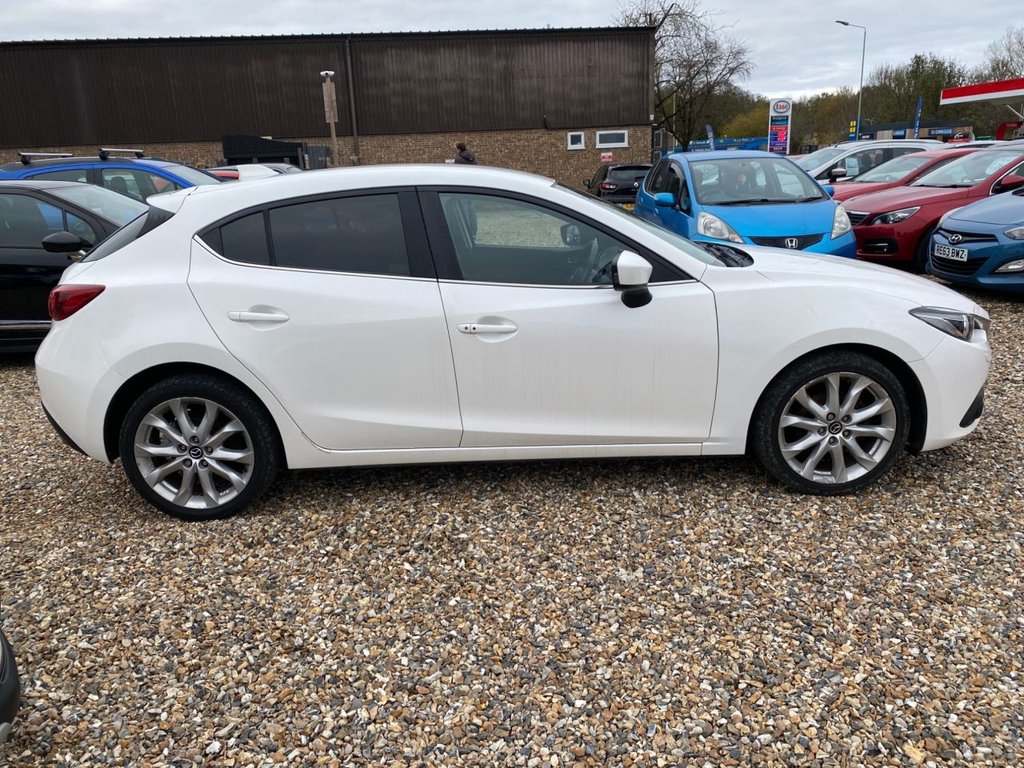 Used Mazda Mazda3 2014 for sale - 76604525: Photo 3