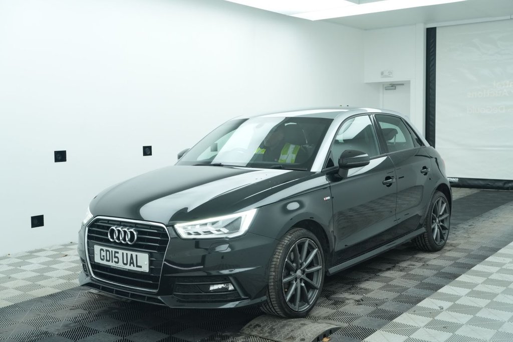 Used Audi A1 2015 for sale - 77631658: Photo 2