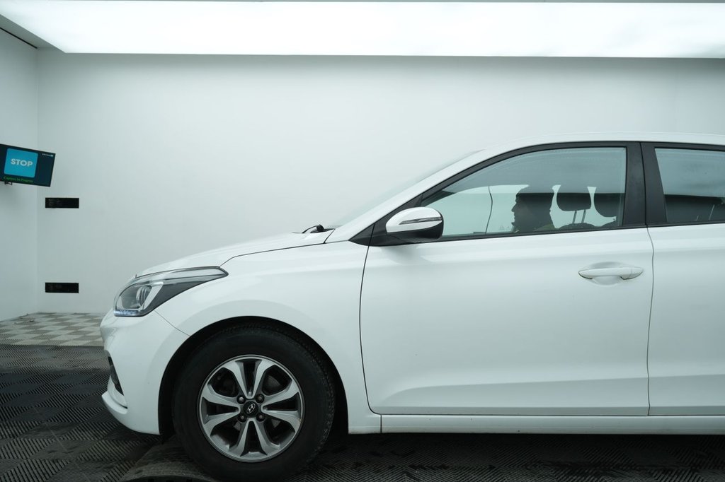 Used Hyundai i20 2018 for sale - 77594411: Photo 4