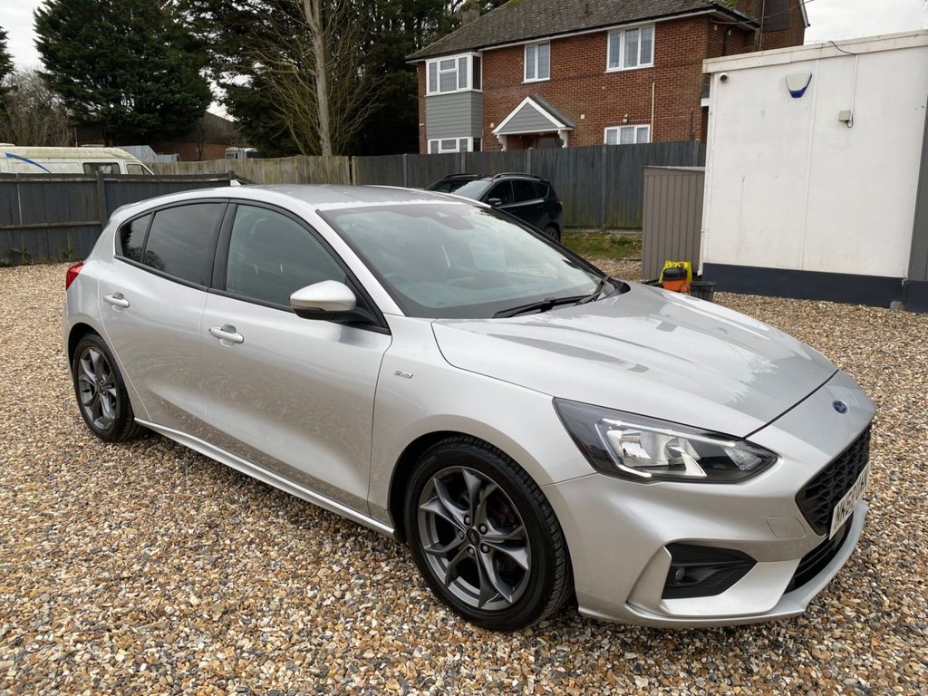 Used Ford Focus 2018 for sale - 77594345: Photo 2