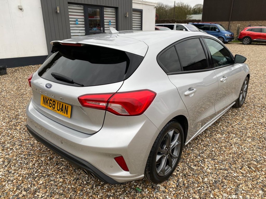 Used Ford Focus 2018 for sale - 77594345: Photo 4