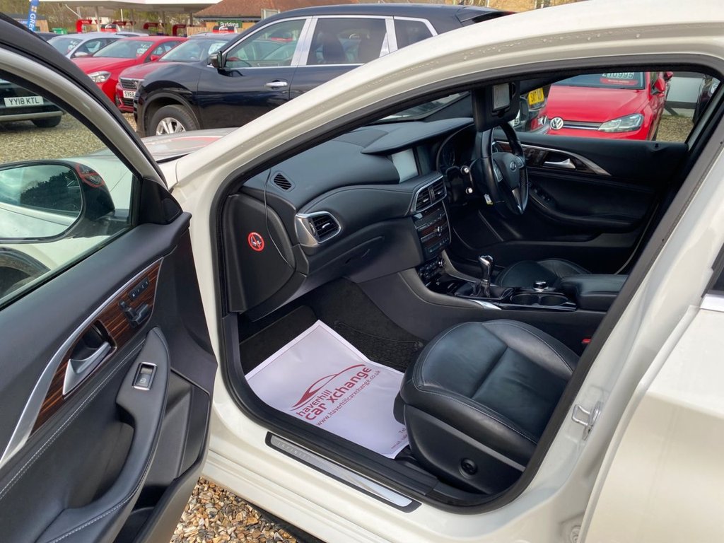 Used Infiniti Q30 2016 for sale - 76867232: Photo 16