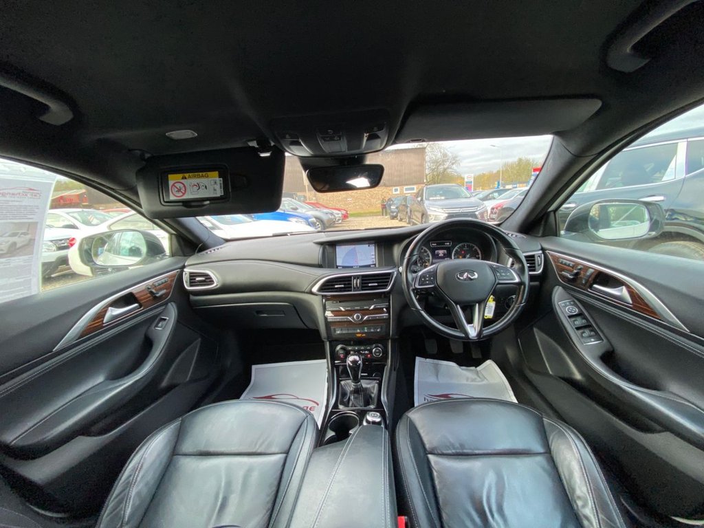 Used Infiniti Q30 2016 for sale - 76867232: Photo 18