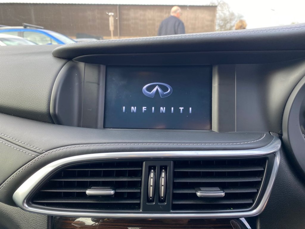 Used Infiniti Q30 2016 for sale - 76867232: Photo 24