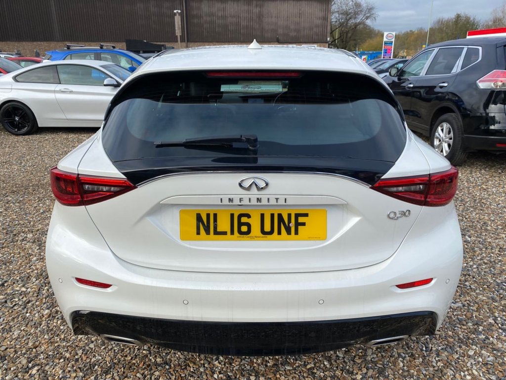 Used Infiniti Q30 2016 for sale - 76867232: Photo 5
