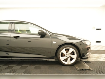 Used Vauxhall Insignia 2019 for sale - 77241630: Photo