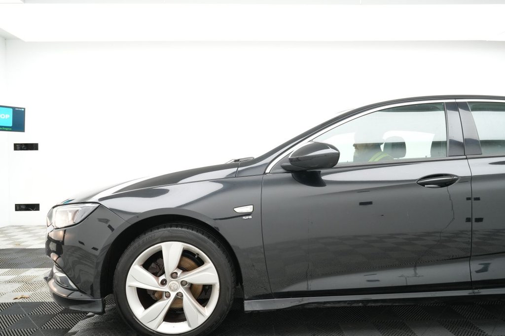 Used Vauxhall Insignia 2019 for sale - 77241630: Photo 4