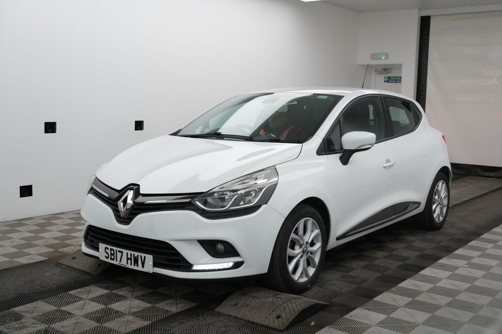 Used Renault Clio 2017 for sale - 76609061: Photo 2