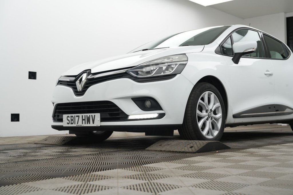 Used Renault Clio 2017 for sale - 76609061: Photo 6