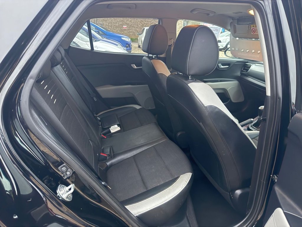 Used Kia Stonic 2018 for sale - 77065195: Photo 13