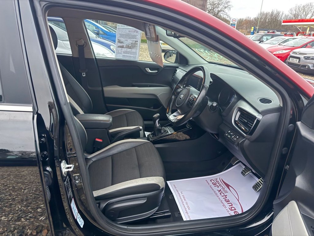 Used Kia Stonic 2018 for sale - 77065195: Photo 8